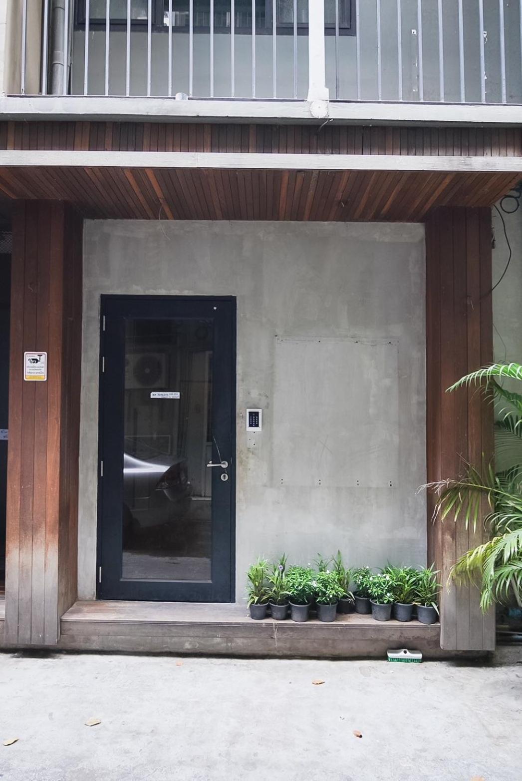 Go Inn Silom โกอินน์ สีลม - สถานีรถไฟฟ้าเซนต์หลุยส์ Μπανγκόκ Εξωτερικό φωτογραφία