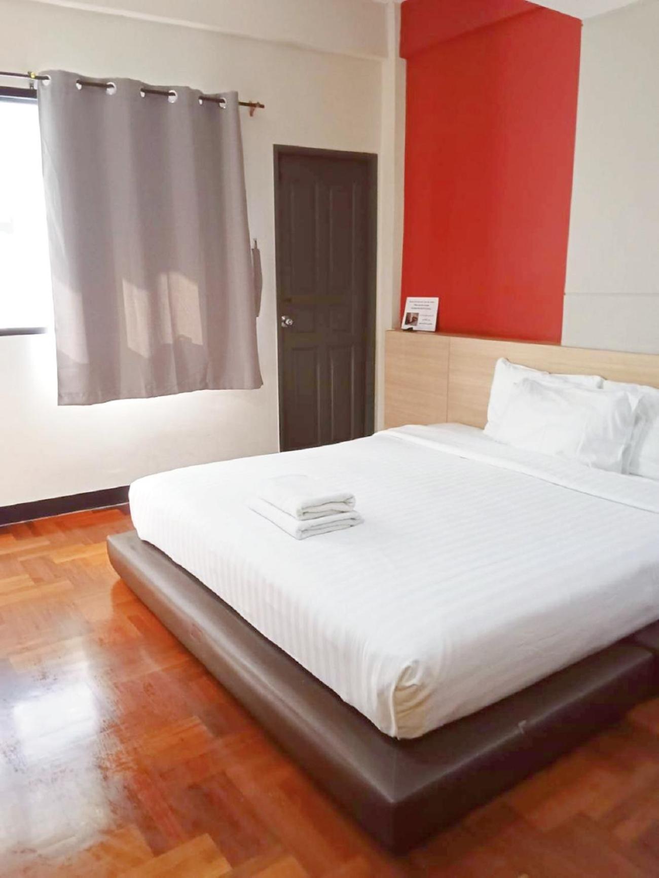 Go Inn Silom โกอินน์ สีลม - สถานีรถไฟฟ้าเซนต์หลุยส์ Μπανγκόκ Εξωτερικό φωτογραφία